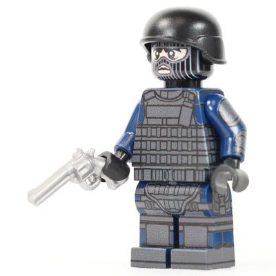 Shield Operator – custom LEGO-compatible minifigure item by BrickTactical