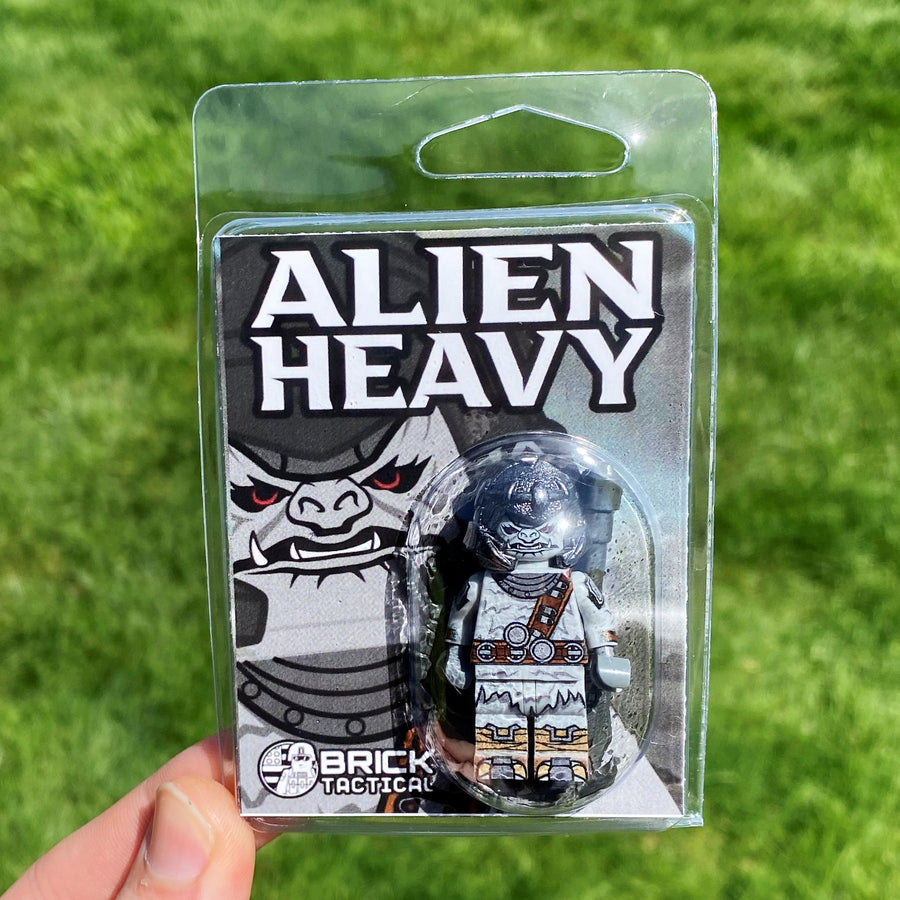 Heavy Alien – custom LEGO-compatible minifigure item by BrickTactical, alternate view