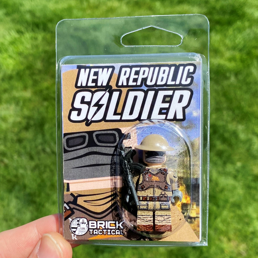 New Republic Soldier – custom LEGO-compatible minifigure item by BrickTactical, alternate view