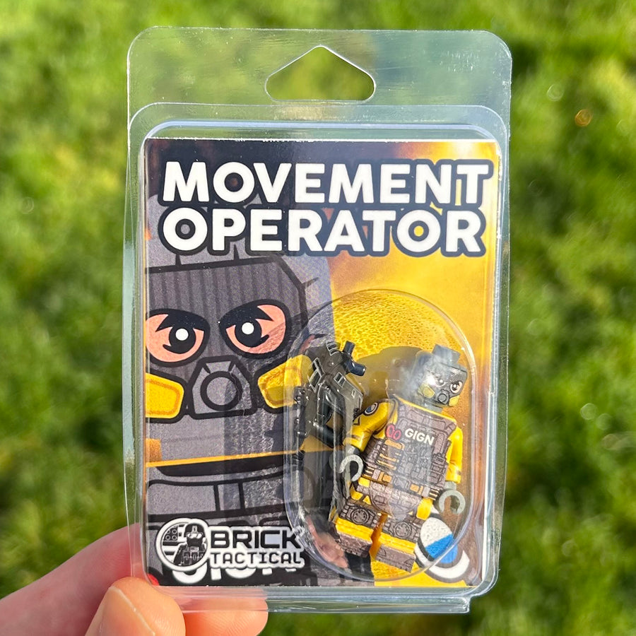 Movement Operator – custom LEGO-compatible minifigure item by BrickTactical, alternate view