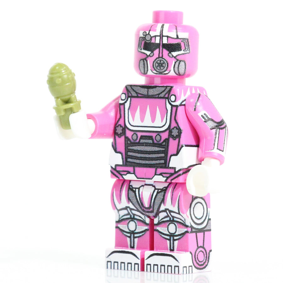 Heavy Armor Pink Edition – custom LEGO-compatible minifigure item by BrickTactical