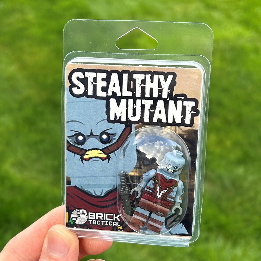 Stealthy Mutant – custom LEGO-compatible minifigure item by BrickTactical, alternate view