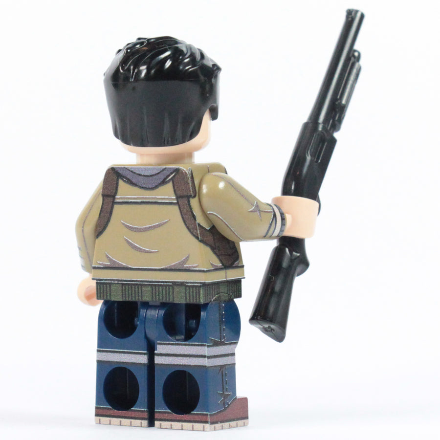 Eyepatch Operative – custom LEGO-compatible minifigure item by BrickTactical, alternate view