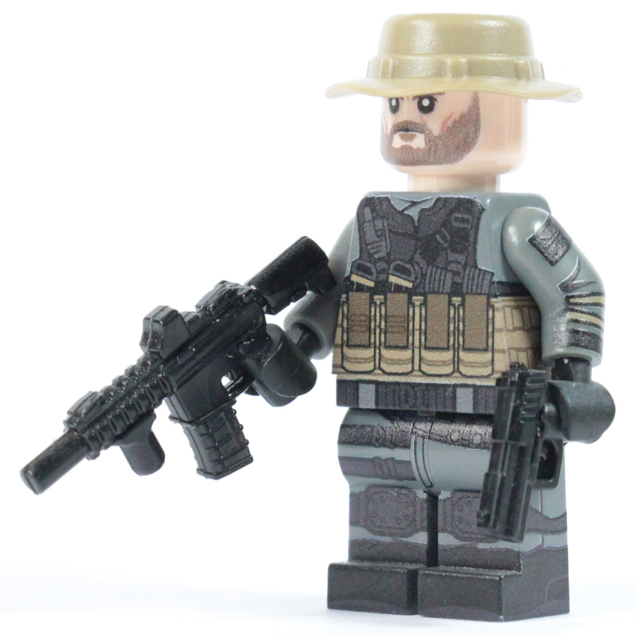 Warfare Captain – custom LEGO-compatible minifigure item by BrickTactical