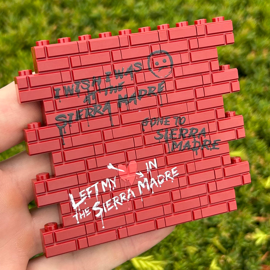 Casino Graffiti Wallbrick – custom LEGO-compatible minifigure item by BrickTactical, alternate view