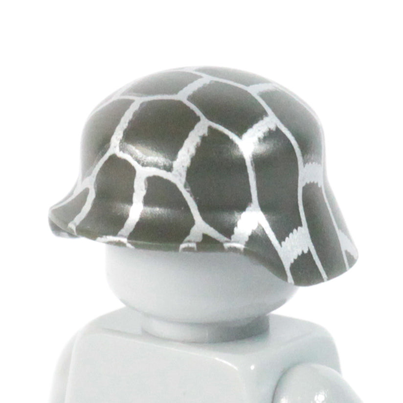 Chicken Wire Stahlhelm – custom LEGO-compatible minifigure item by BrickTactical, alternate view
