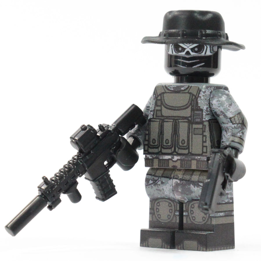 Suppressed Contractor – custom LEGO-compatible minifigure item by BrickTactical