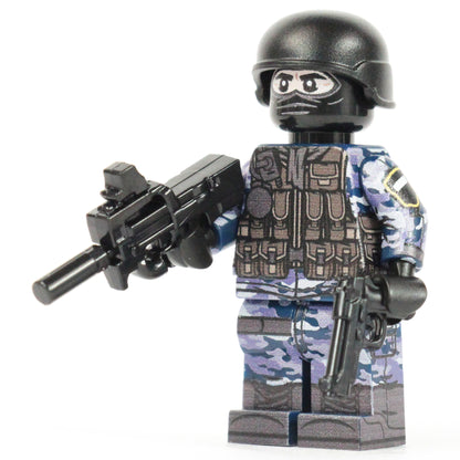 Paramilitary Soldier - LIMITED EDITION 1/72