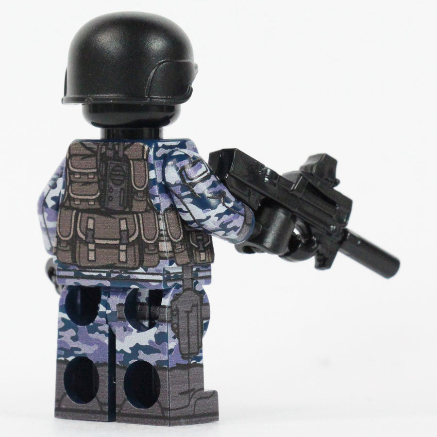 Paramilitary Soldier - LIMITED EDITION 1/72 – custom LEGO-compatible minifigure item by BrickTactical, alternate view