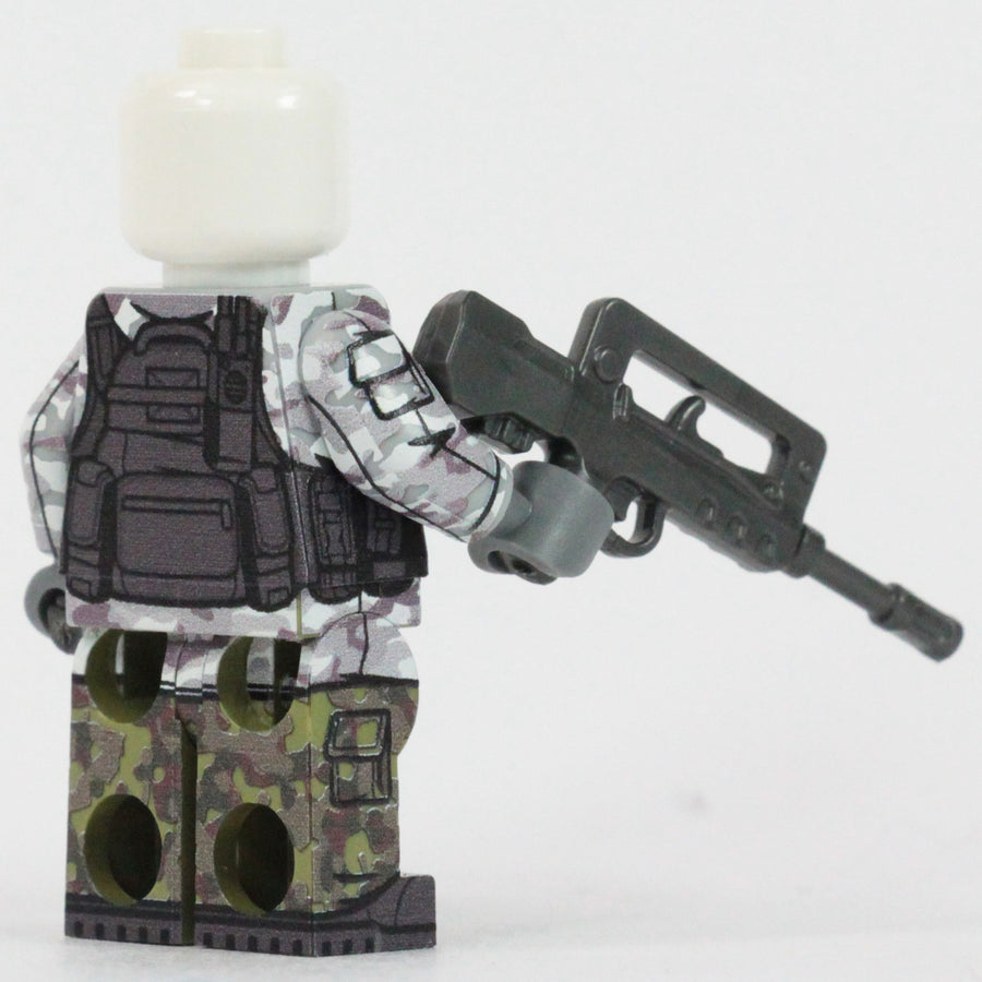 Winter Spetsnaz Specialist - LIMITED EDITION 1/72 – custom LEGO-compatible minifigure item by BrickTactical, alternate view