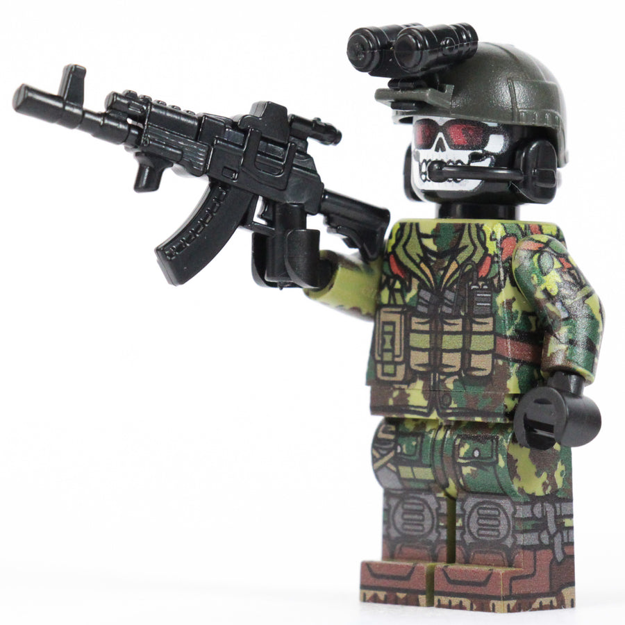 Camouflage Specialist - LIMITED EDITION 1/72 – custom LEGO-compatible minifigure item by BrickTactical