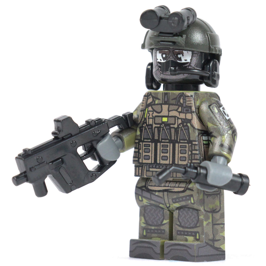 BrickTactical Custom LEGO Minifigure Armada Engineer V6 Limited Edition 1/72