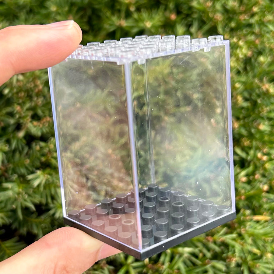 Minifigure Display Case – custom LEGO-compatible minifigure item by BrickTactical