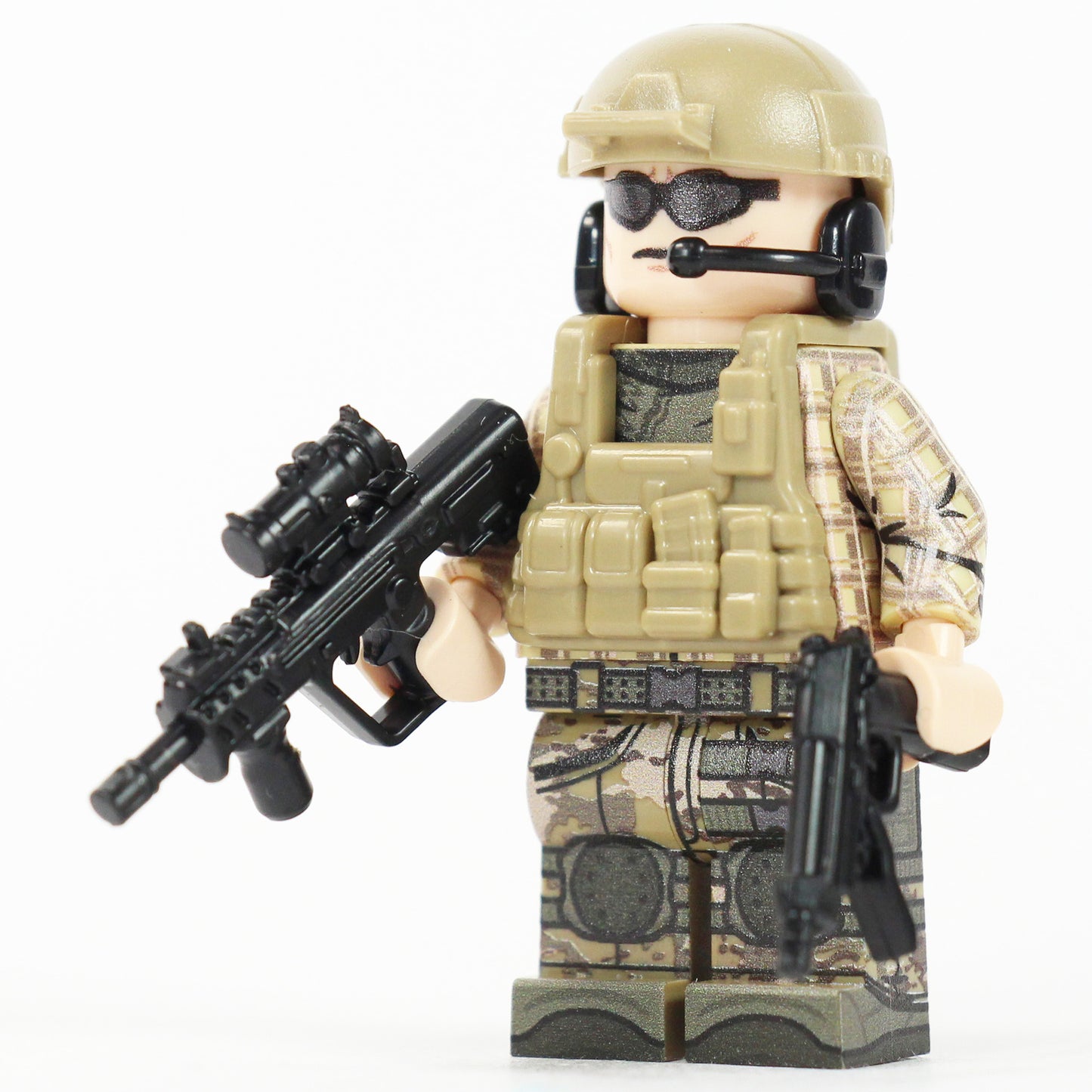 Private Military Contractor (Tan) - LIMITED EDITION 1/144