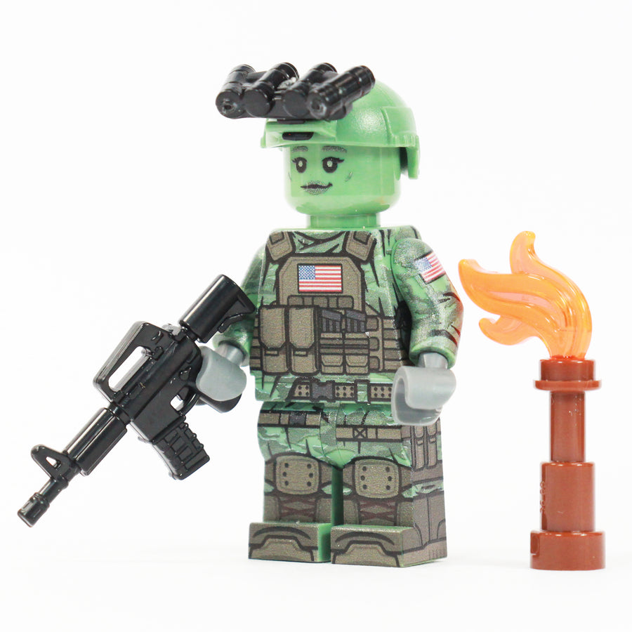 Tactical Lady Liberty - LIMITED EDITION 1/144 – custom LEGO-compatible minifigure item by BrickTactical