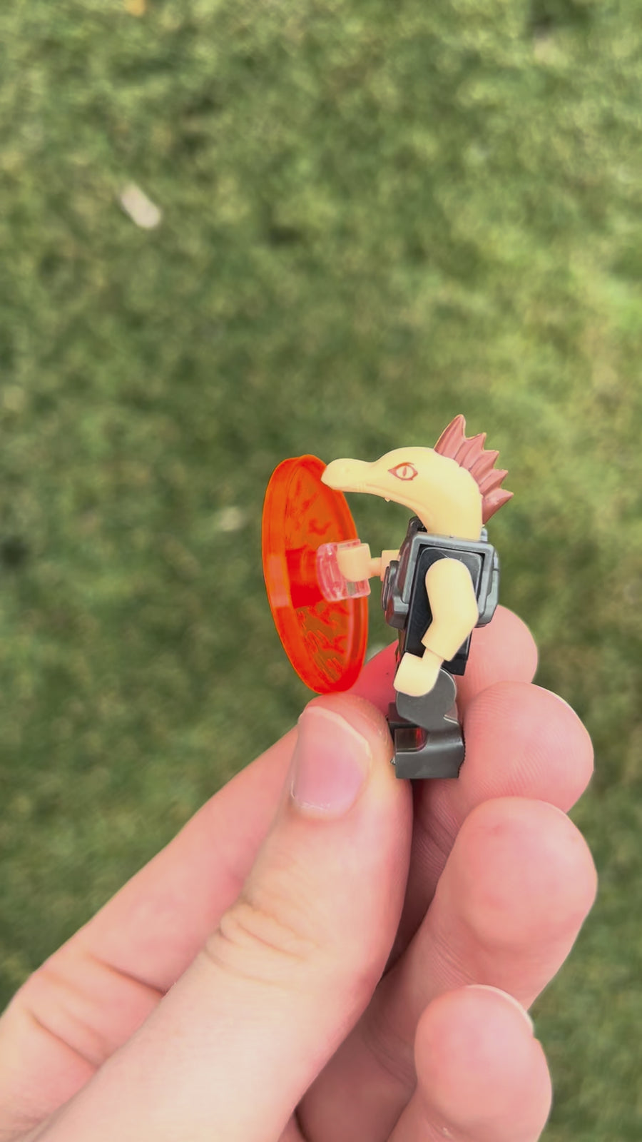 Alien Jackal Shield Orange custom LEGO minifigure accessory video by BrickTactical