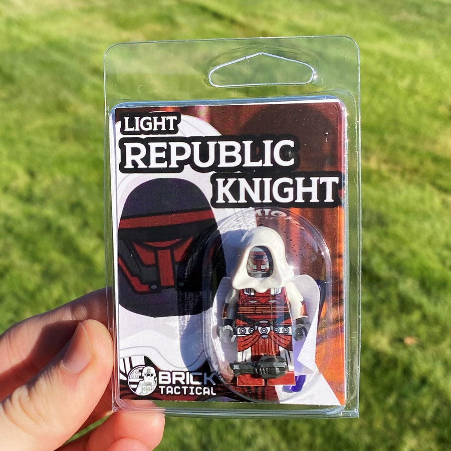 Light Republic Knight – custom LEGO-compatible minifigure item by BrickTactical, alternate view