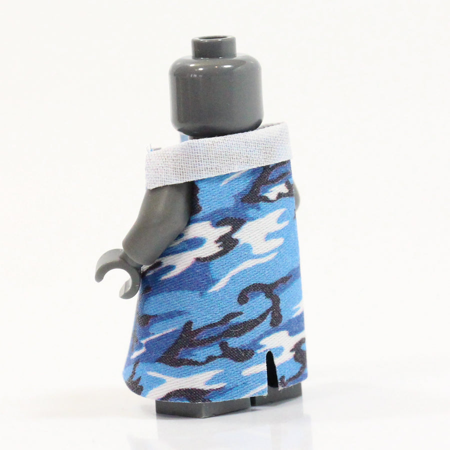 Camo Trench Coats – custom LEGO-compatible minifigure item by BrickTactical, alternate view