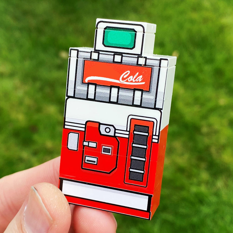 Cola Machine – custom LEGO-compatible minifigure item by BrickTactical